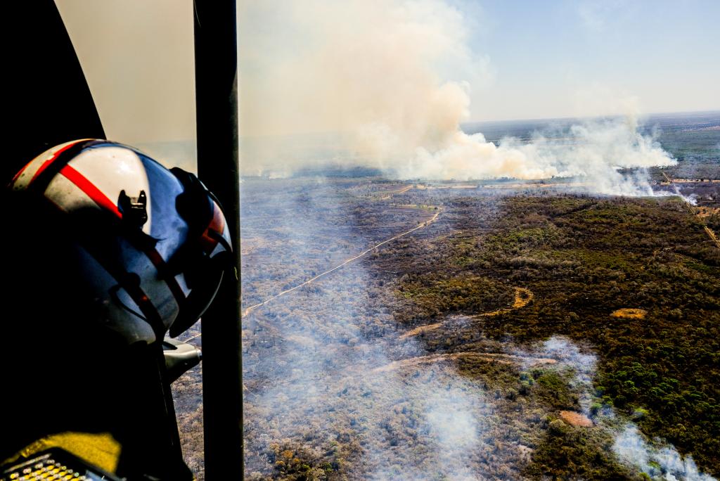 O período de estiagem favorece a incidência de incêndios florestais de grandes proporções, colocando em risco a saúde, qualidade de vida e segurança da população imagem sem descrição.
