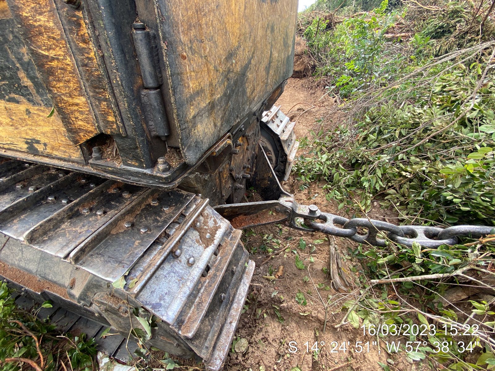 Sema-MT interrompe desmatamento ilegal em Tangará da Serra e apreende maquinários; veja vídeo
