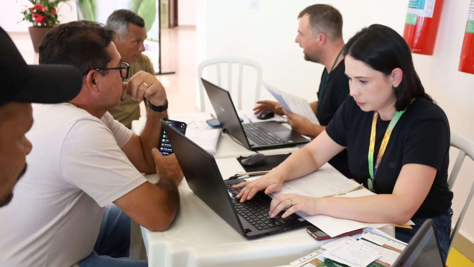 Sema promove Dia de Campo em comunidade rural para atendimento do Programa Regulariza Rural