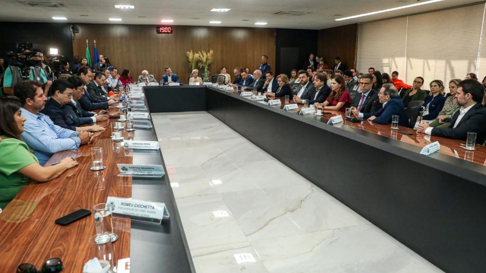 Governo de MT firma parcerias para ampliar regularização ambiental de imóveis rurais