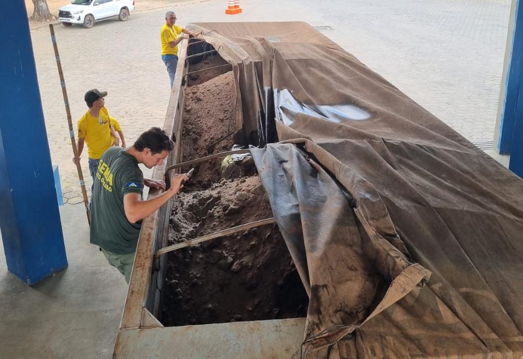 Sema-MT barra entrada de resíduos perigosos que seriam descartados ilegalmente em Cuiabá